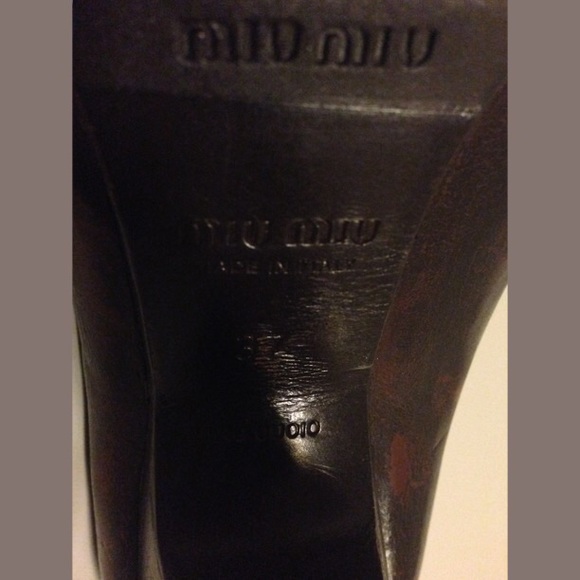 Miu Miu Pointed Platforms Chocolate Brown - Picture 4 of 4