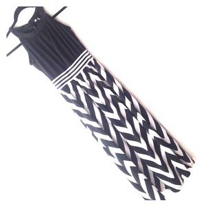 Chevron stripped black dress