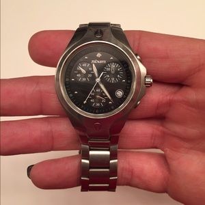 Nixon watch