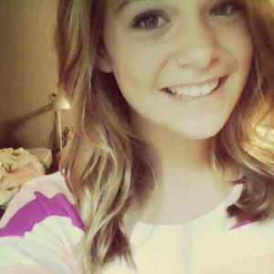 Meet your Posher, Isabelle