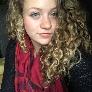 Meet your Posher, Skyler