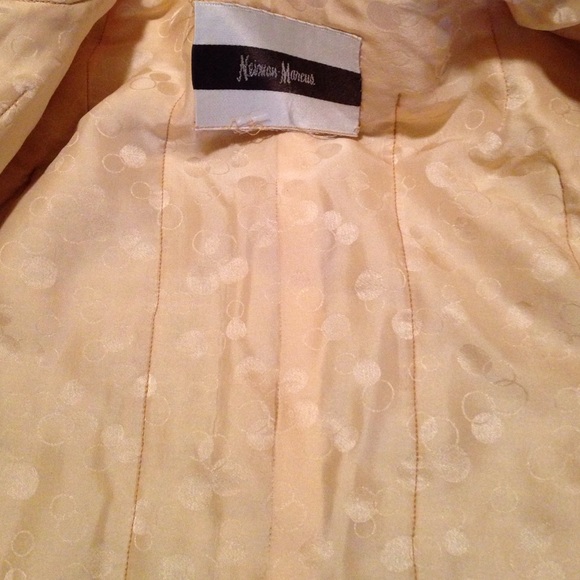 Neiman Marcus vintage cream jacket - Picture 2 of 3