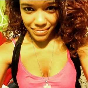 Meet your Posher, Marcia