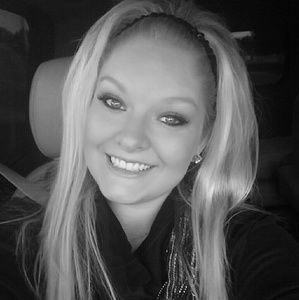 Meet your Posher, Whitney