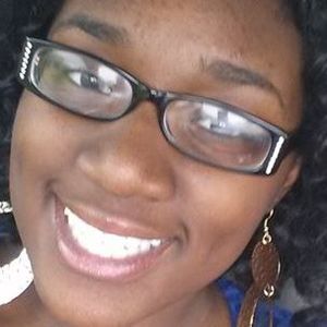 Meet your Posher, Kailyn