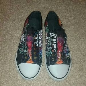 Ed Hardy Womens size 8 Slip On Sneakers