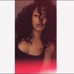 Meet your Posher, Ariel