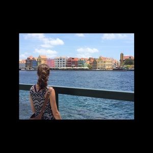 Meet your Posher, Raelene