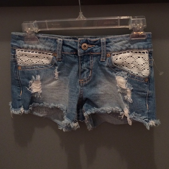 light wash jean shorts