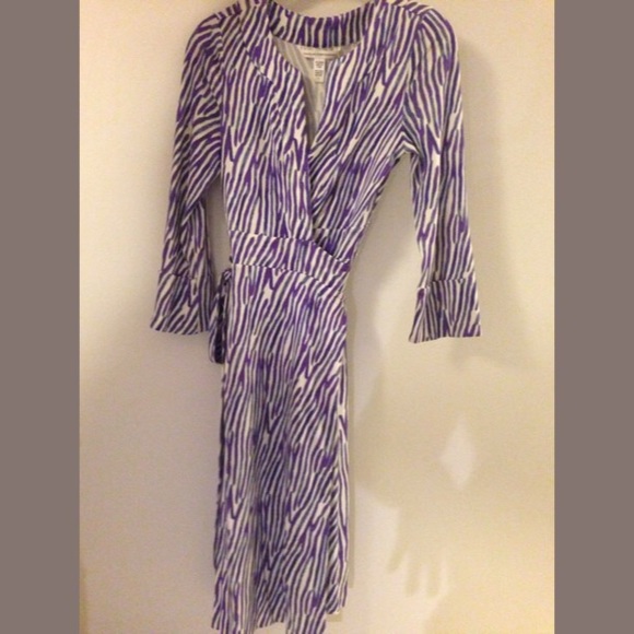 DIANE VON FURSTENBURG Wrap Dress Silk Purple Print - Picture 1 of 4