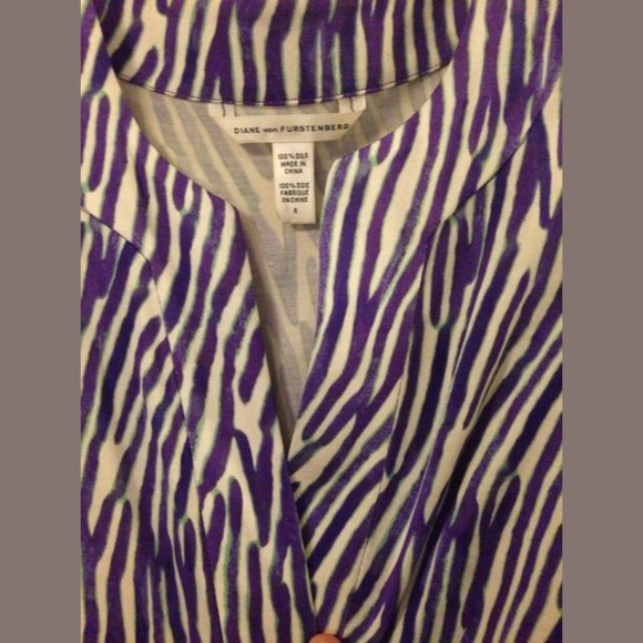 DIANE VON FURSTENBURG Wrap Dress Silk Purple Print - Picture 3 of 4
