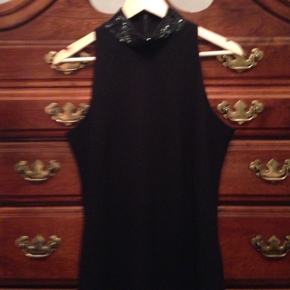 Elegant black dress never worn
