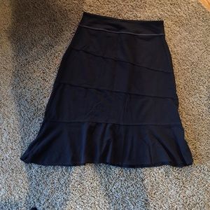 Black athlete below knee shirt