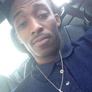 Meet your Posher, Dominic