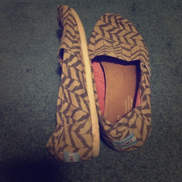 Toms vegan classics