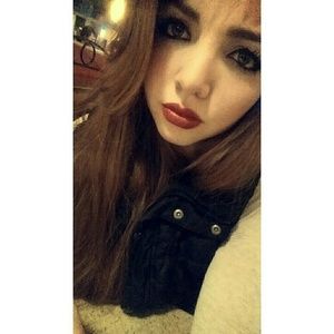 Meet your Posher, Catherine