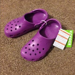 Crocs size 8-9 women's