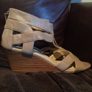 Nine West nude gladiator wedges