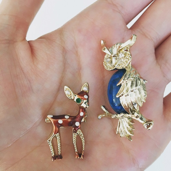 🚫SOLD🚫🆕🎉Host Pick🎉 Owl + Deer Brooches - Picture 2 of 3