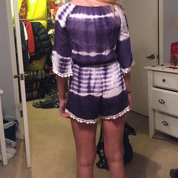 Navy and white romper - Picture 3 of 3