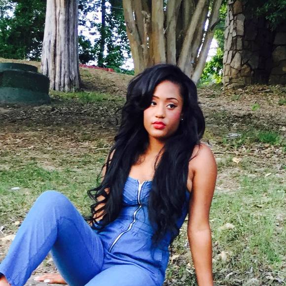Meet your Posher, Kalaysha