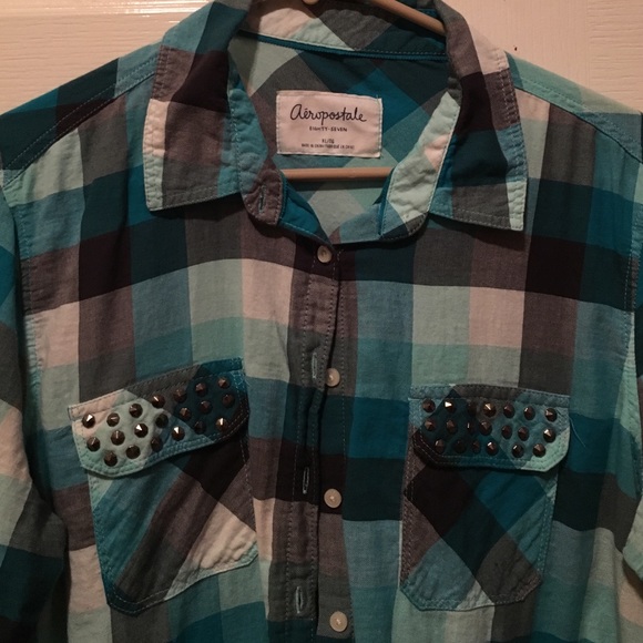 Aeropostale plaid button up shirt! - Picture 2 of 4