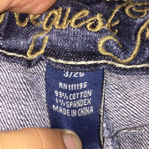 Request Capris - Picture 2 of 3