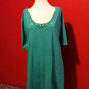 Blue die-cut collared top 5x