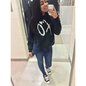 Meet your Posher, Kiana