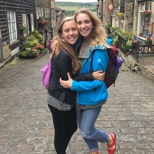 Meet your Posher, Isabelle