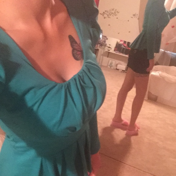 Dress - Picture 2 of 3