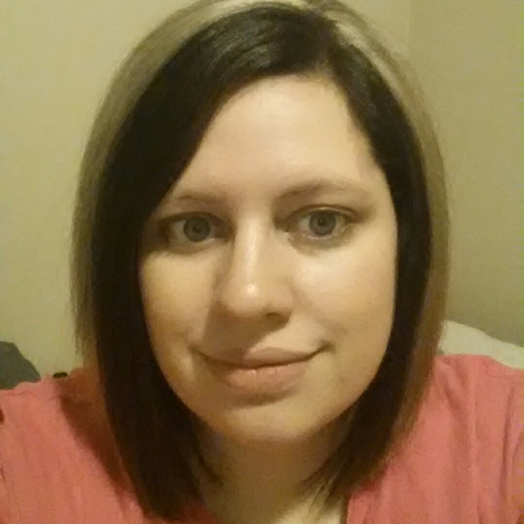 Meet your Posher, Lacie - Picture 1 of 1