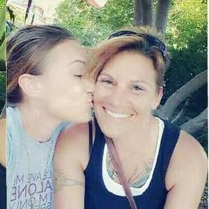 Meet your Posher, Traci