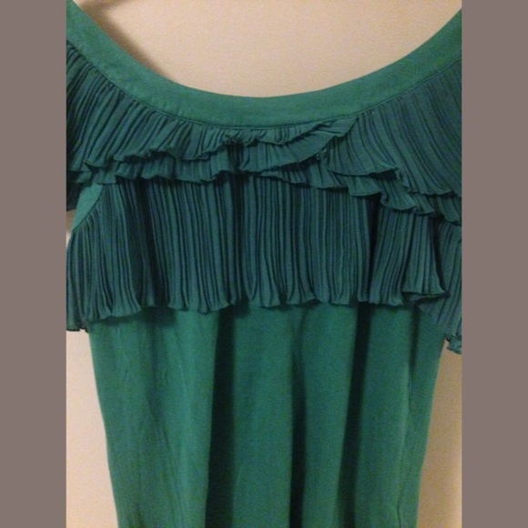 BCBG Aqua Teal Almost Off Shoulder Layered Ruffles - Picture 3 of 4