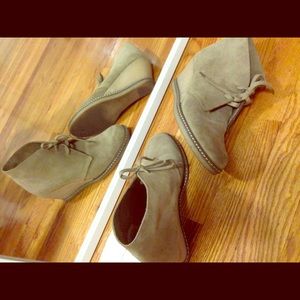 J.Crew wedge 7