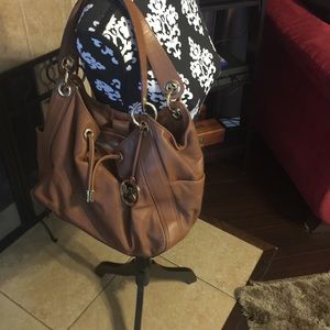Shoulder bag super cute for all seasons