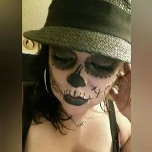 Meet your Posher, Mayra