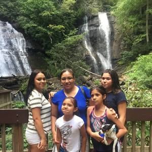 Meet your Posher, Janeth