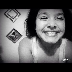 Meet your Posher, Roxanne