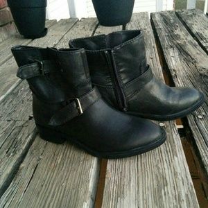 Black Boots with Buckles
