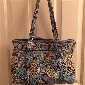 Vera Bradley purse in Bali Blue