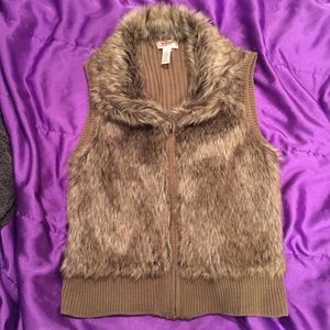 FAUX FUR VEST