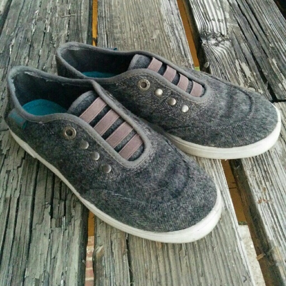 Blowfish Slip-on Soft Gray Shoes