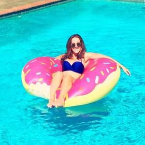 Meet your Posher, Chloe