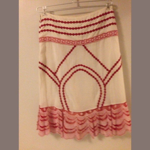 ANTHROPOLOGIE Lithe Red Lace & Bric Brac Skirt - Picture 1 of 3