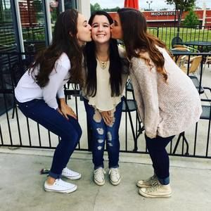 Meet your Posher, Tori