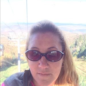 Meet your Posher, Linda