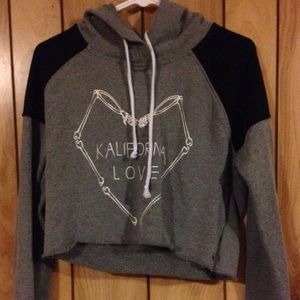 k&k cropped sweatshirt