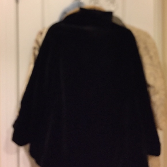 Vintage black & gold velvet swing jacket - Picture 2 of 3