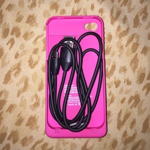 iPhone 4(s) charging case